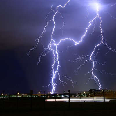Blitzeinschlag am Flughafen