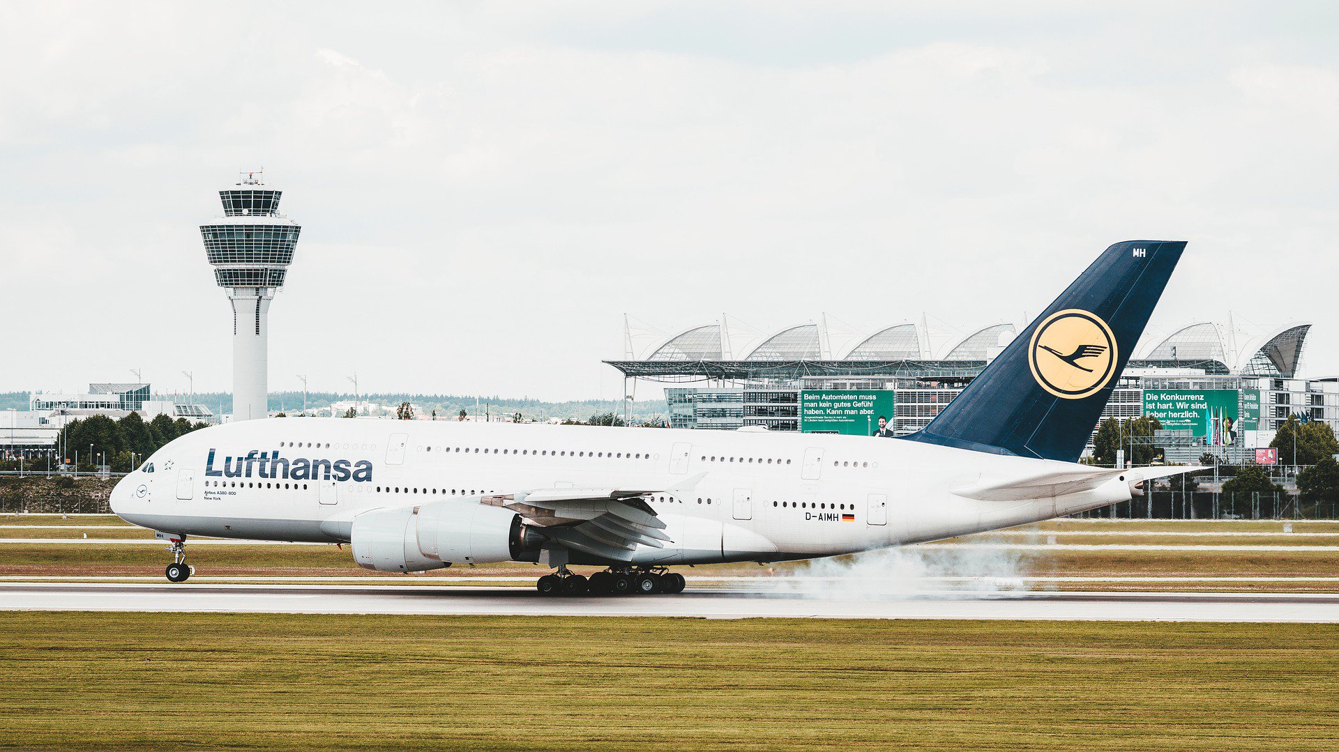 Lufthansa Nyc Flug Endet In Einer Notlandung